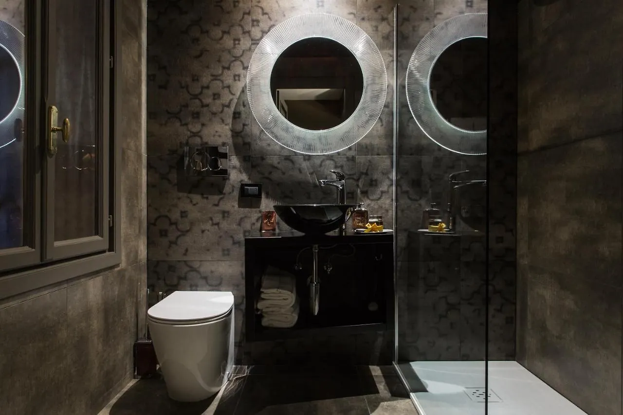 ***  Riva Del Vin Boutique Hotel Venice Italy